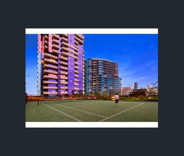 Light, Luxury and Location! - Photo 4