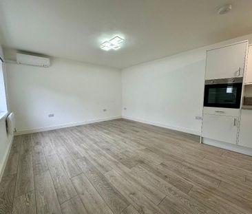1 bedroom terraced house to rent - Photo 3