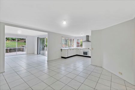 Family Home in Headland Park - Photo 4