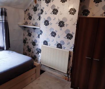 Room in a Shared House, Whitburn Avenue, B42 - Photo 4