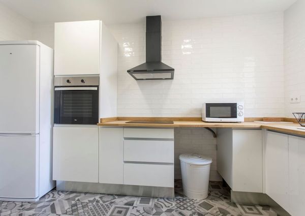 Room with double bed in Actor Llorens Street