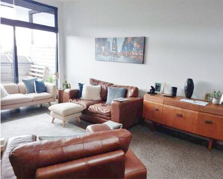 43D Nelson Street, Petone - Photo 2