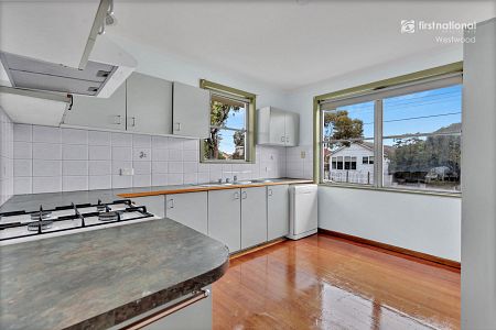 9 Julian Street, 3030, Werribee Vic - Photo 4