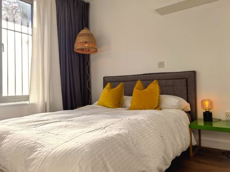 2 Bed Flat, White Horse Road, E1 - Photo 4