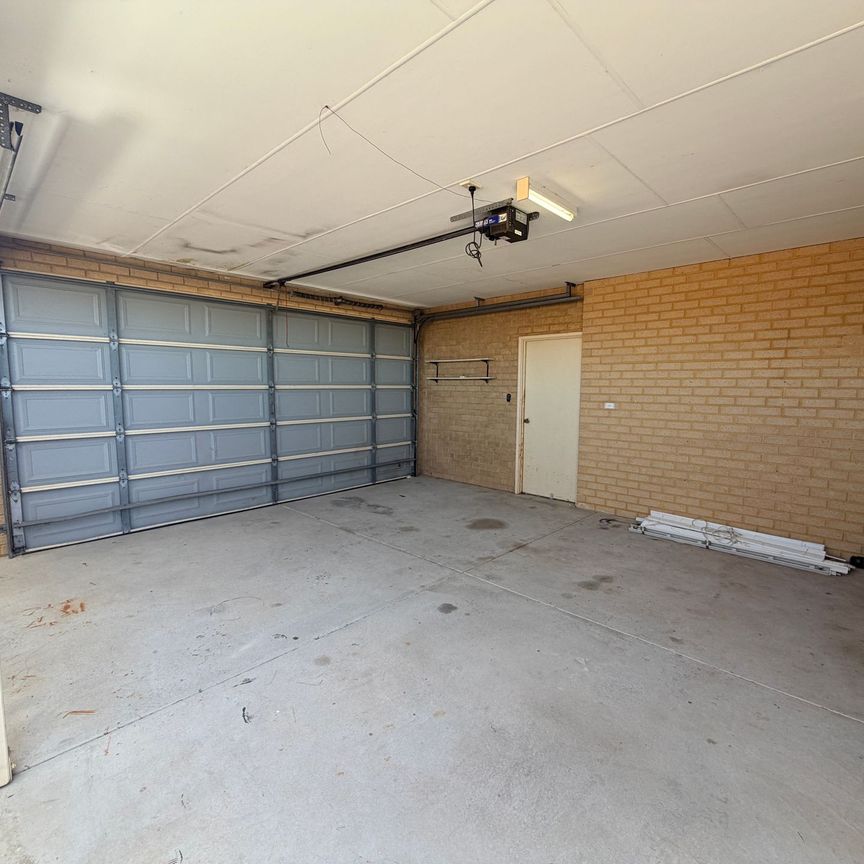 Spacious Family Home with Multiple Living Areas & Outdoor Entertaining - Photo 1