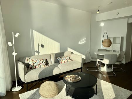 42. Etage: Möbliert - Gym, Pool und Wellnes: Den schönsten Ausblick mit Sonneuntergang auf Kahlenberg - Photo 2