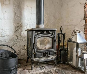 2 bedroom terraced house to rent - Photo 4