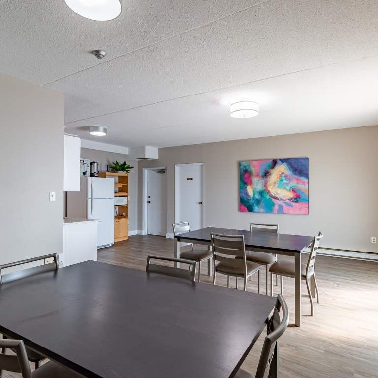 Campbell Place Apartments - ALL INCLUSIVE - Photo 1