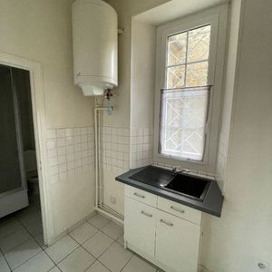 Location Appartement 1 pièce 24m² - Photo 2