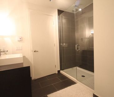 1061 Rue St Alexandre, Montréal (Ville-Marie), QC H2Z - Photo 6