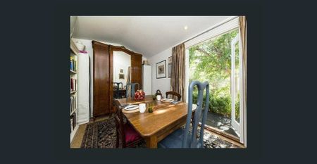 Character South Fremantle Home, With a Second Dwelling - Photo 4