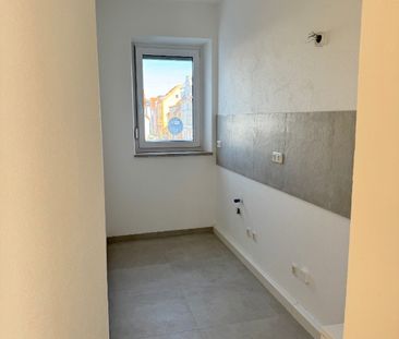 Frisch sanierte 3 Zimmer- Etagenwohnung zu vermieten. - Photo 3