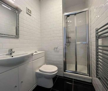 Surfpod Apartments, Henver Road, Newquay, TR7 - Photo 1