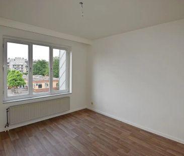 Verzorgd appartement met twee slaapkamers en terras te Deurne. - Foto 4