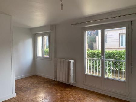 NANTERRE - RUE DE STALINGRAD : Studio 30.35 m² - Photo 4