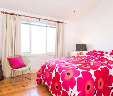 Amazing views over Albert Park - Photo 1