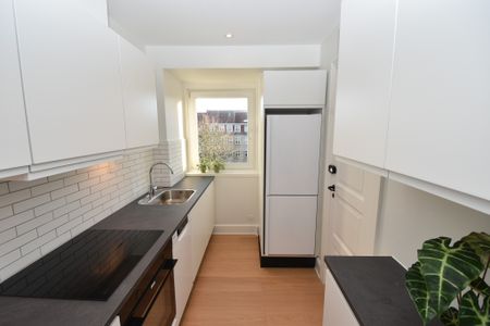 Nyrenoveret lejlighed i hjertet af Aalborg med moderne faciliteter - Foto 5