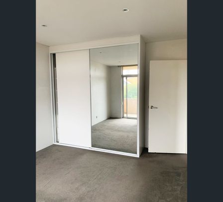 2/37 Wallis Parade, North Bondi, NSW 2026 - Photo 1