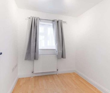 Central Road, Sudbury, HA0 - Photo 4