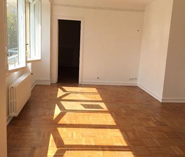 Location Appartement 4 pièces 99m² RENNES 35000 - Photo 4