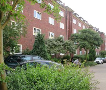 Großzügig geschnittene Wohnung in familienfreundlicher Umgebung - Photo 1