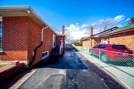 For Lease - 566 Bellamy Road Unit# Bsmt, Toronto, Ontario - Photo 4