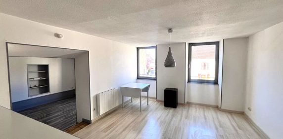 Appartement T4 de 74,94 m² - BAUME LES DAMES - Photo 2