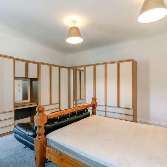 Sycamore House, High Street, Morley, LS27 - Photo 1