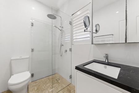 42 Constellation Way, Wynnum QLD 4178 - House For Rent | Domain - Photo 2