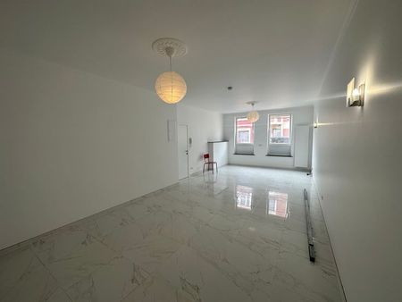 Appartement te huur - Foto 2