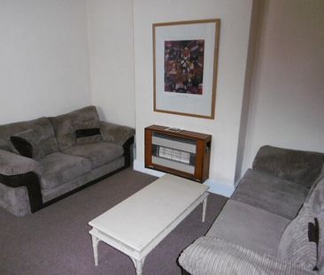 Montague Street, (Room 5), Beeston, NG9 1BA - Photo 2