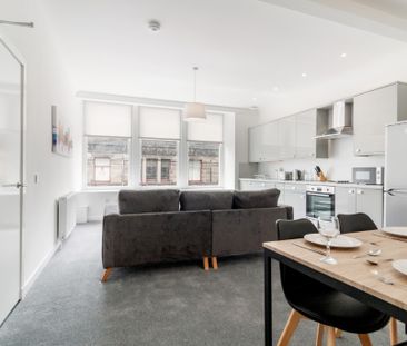 3 bedroom apartment to rent - Photo 1