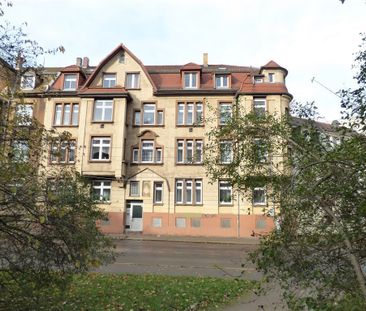 Leutzsch - Schöne 3 Zi.- Whg., Gäste WC, Loggia, frisch saniert! - Foto 4