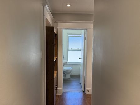 For Lease - 69 King Street Unit# Upper Level, Caledon, Ontario - Photo 3