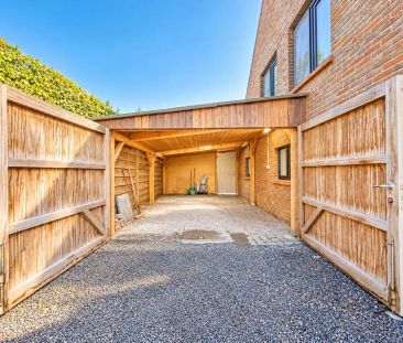 Ruime gezinswoning met 3 slaapkamers, 2 garages en tuin - Foto 6