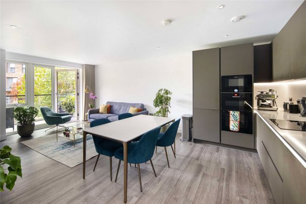 New North Road, N1 - Photo 1