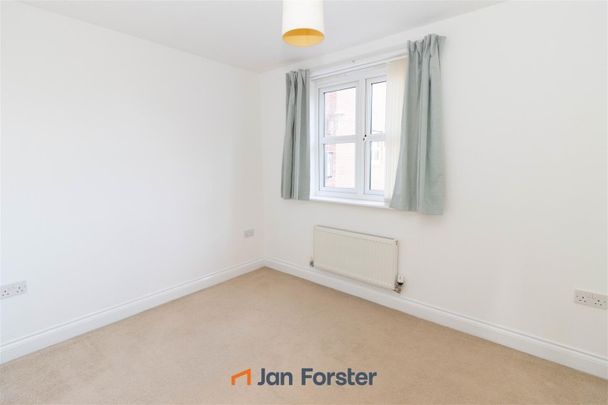 2 Bedroom Flat - Ground Floor - Photo 1