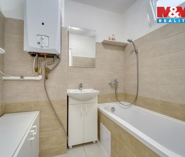 Pronájem bytu 2+1 60 m², Topolová 311, Plzeň - Fotografie 4