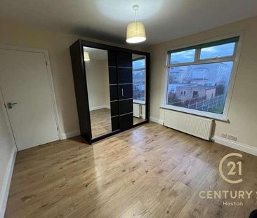 Kings Avenue, Greenford, UB6 - Photo 5