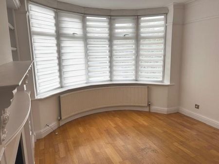 3 bedroom semi-detached house to rent - Photo 3