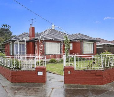 42 Curtin Avenue, Lalor VIC 3075 - Photo 4