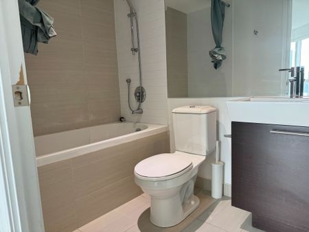 For Lease - 386 Yonge Street Unit# 4208, Toronto, Ontario - Photo 3