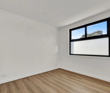 Brand New - Modern Two-Bedroom Townhouse in Prime Reservoir Location - Photo 3