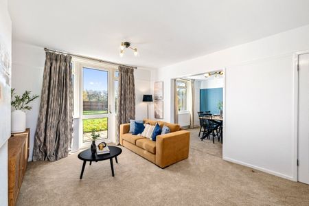 Lancaster Drive - Photo 3