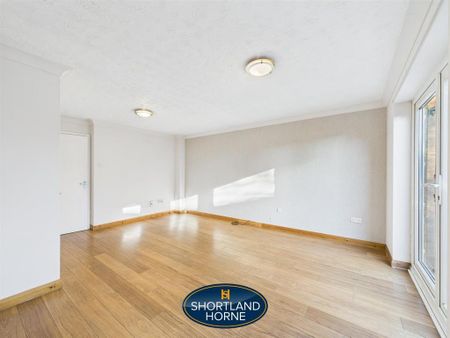 2 bedroom end of terrace house to rent - Photo 2