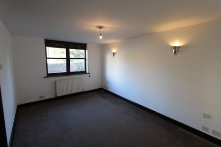 2 bedroom maisonette to rent - Photo 3