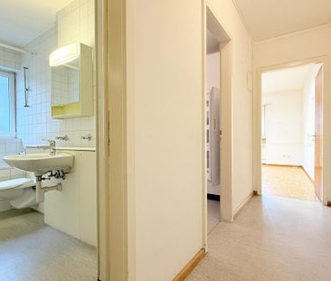 Gemütliche Wohnung in belebter Seitenstrasse - Photo 3