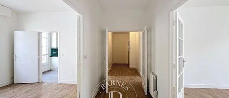 Appartement • Notre Dame - Photo 4