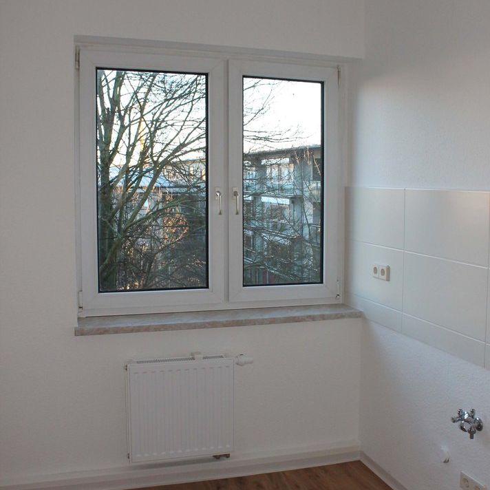 2-Raum-Wohnung mit Dusche und Balkon in Debschwitz - Photo 1