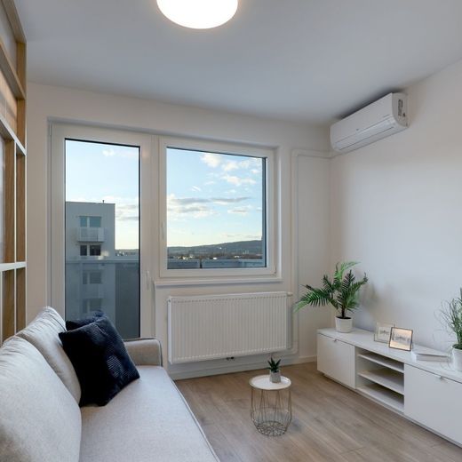 AMEXA » NA PRENÁJOM kompletne moderne zariadený 1-izb. byt so spacím kútom - Photo 1